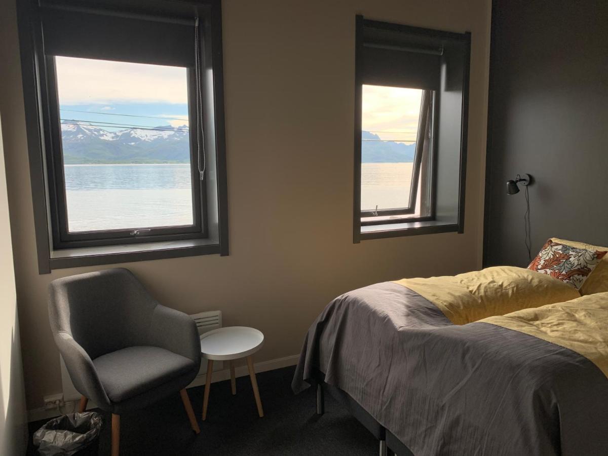 Bedehuset Basecamp Senja Hotel Skaland Buitenkant foto